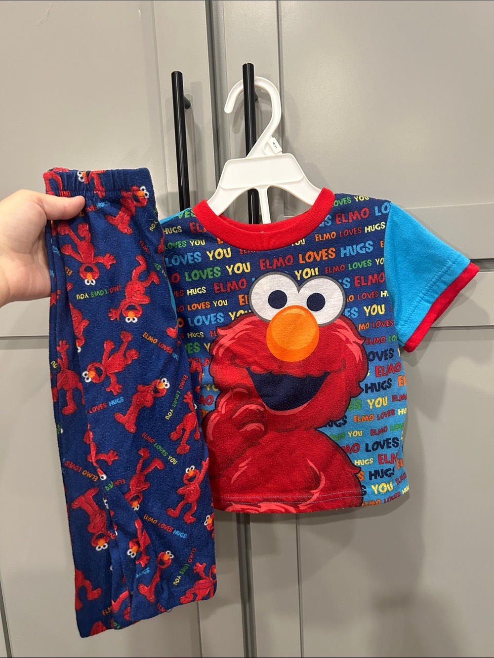 2T Sesame Street Elmo pajama set